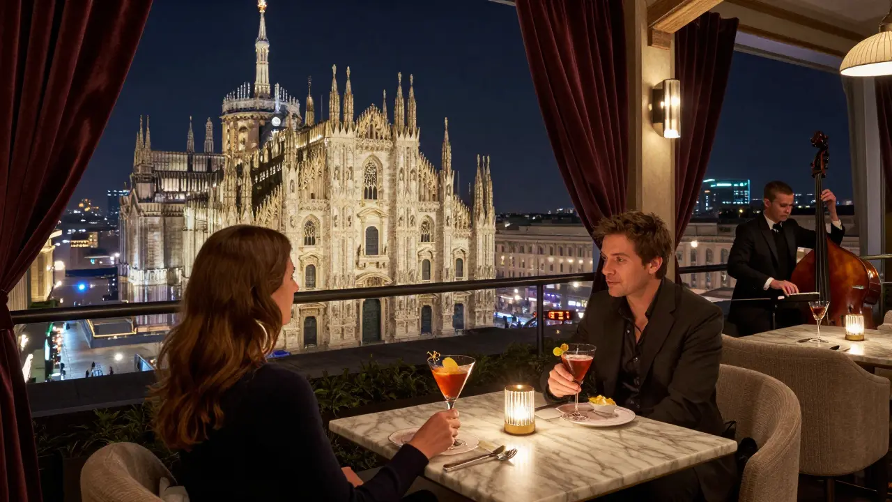 Sky Bar Milan : terrasse de luxe avec vue sur le Duomo, couple sirotant un cocktail sous les lumières de la ville.