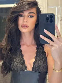 Alina escort à Paris